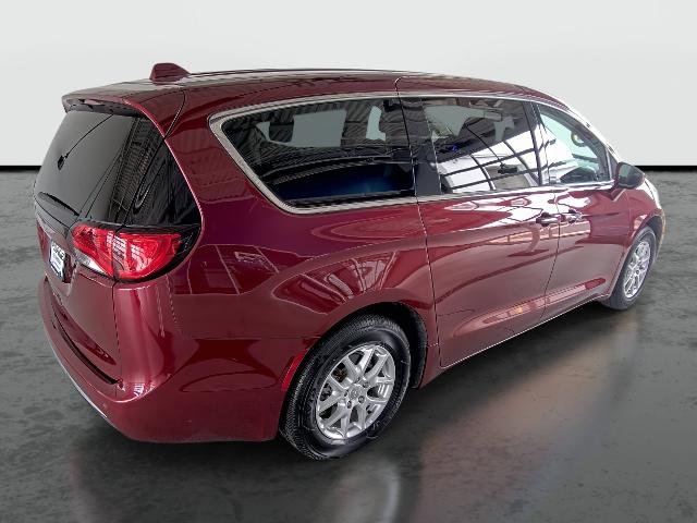 2020 Chrysler Pacifica Vehicle Photo in WENTZVILLE, MO 63385-1017