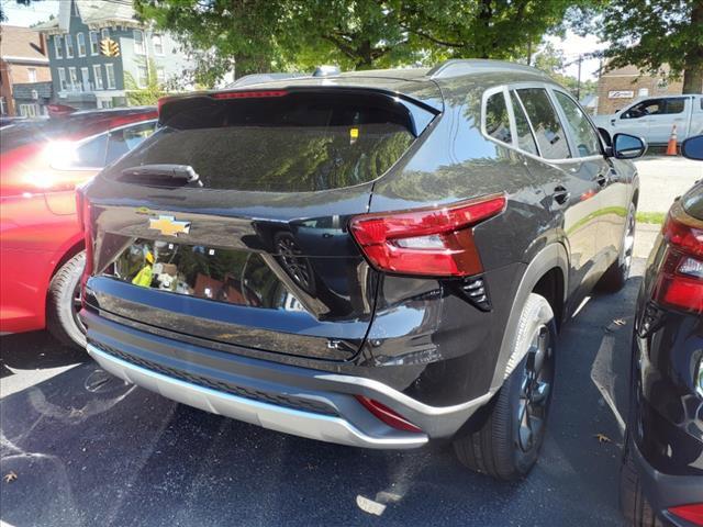 2025 Chevrolet Trax Vehicle Photo in INDIANA, PA 15701-1897