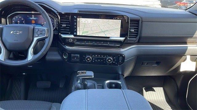 2024 Chevrolet Silverado 1500 Vehicle Photo in RIVERSIDE, CA 92504-4106