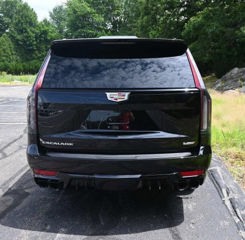 2023 Cadillac Escalade ESV Vehicle Photo in NORWOOD, MA 02062-5222