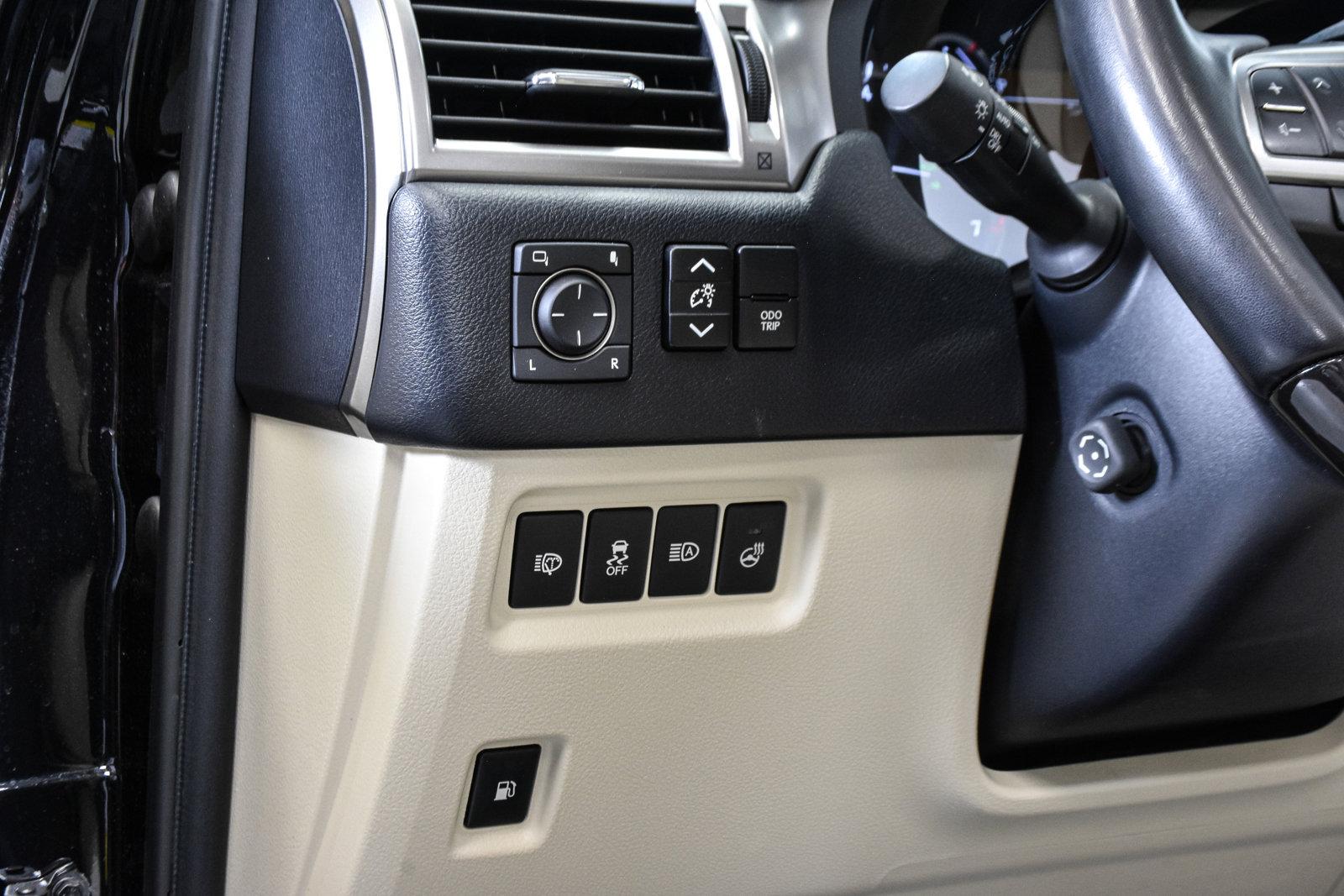 2023 Lexus GX 460 Vehicle Photo in DALLAS, TX 75235