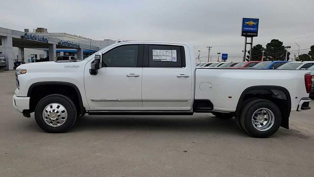 2025 Chevrolet Silverado 3500 HD Vehicle Photo in MIDLAND, TX 79703-7718