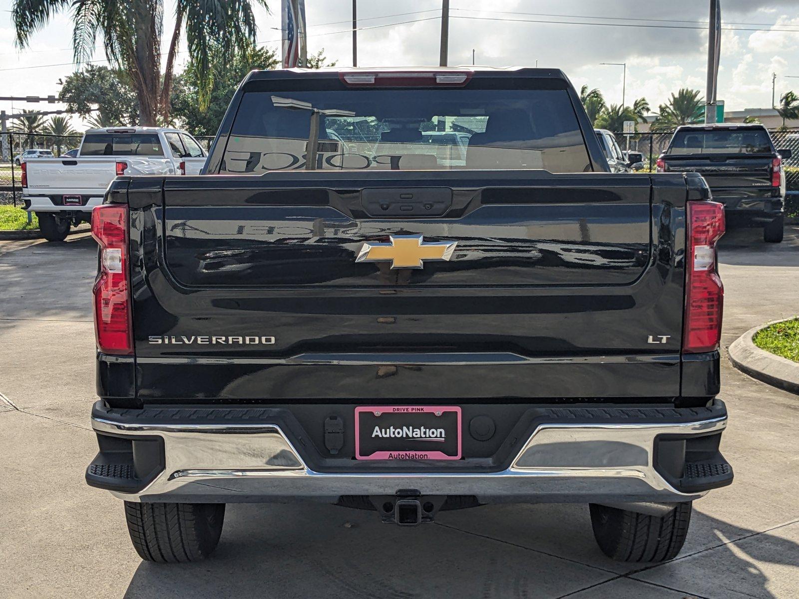 2025 Chevrolet Silverado 1500 Vehicle Photo in MIAMI, FL 33172-3015