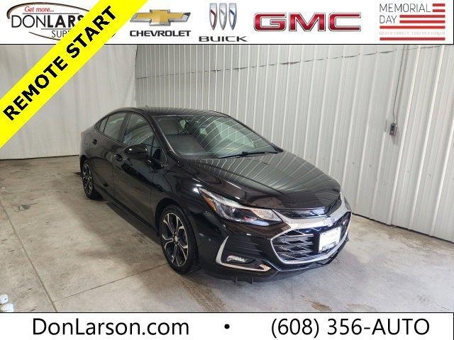 2019 Chevrolet Cruze Vehicle Photo in BARABOO, WI 53913-9382