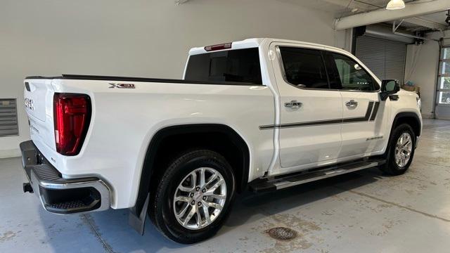 Used 2021 GMC Sierra 1500 SLT with VIN 3GTU9DET7MG169712 for sale in Salina, KS