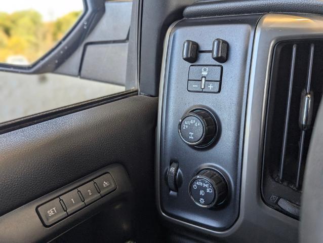 2017 Chevrolet Silverado 1500 Vehicle Photo in POMEROY, OH 45769-1023