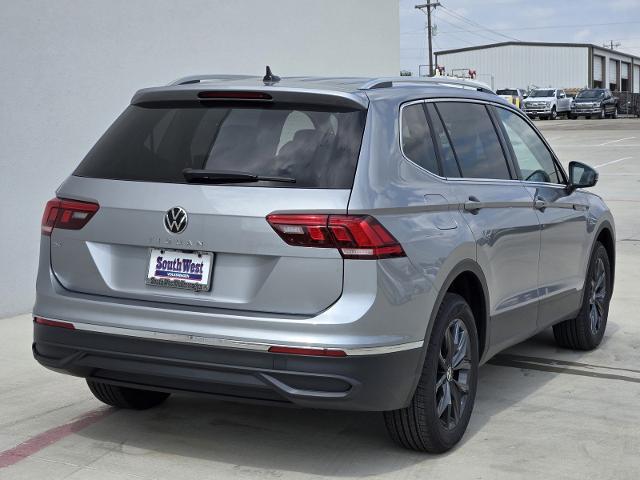 2024 Volkswagen Tiguan Vehicle Photo in Weatherford, TX 76087