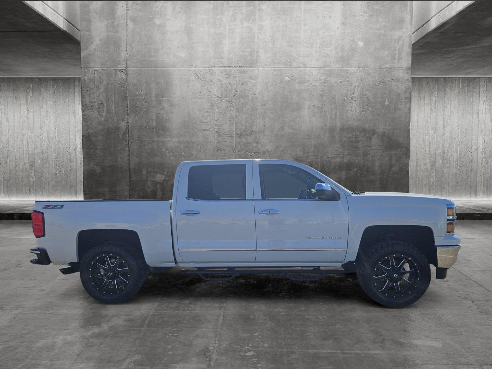 2015 Chevrolet Silverado 1500 Vehicle Photo in PEORIA, AZ 85382-3715