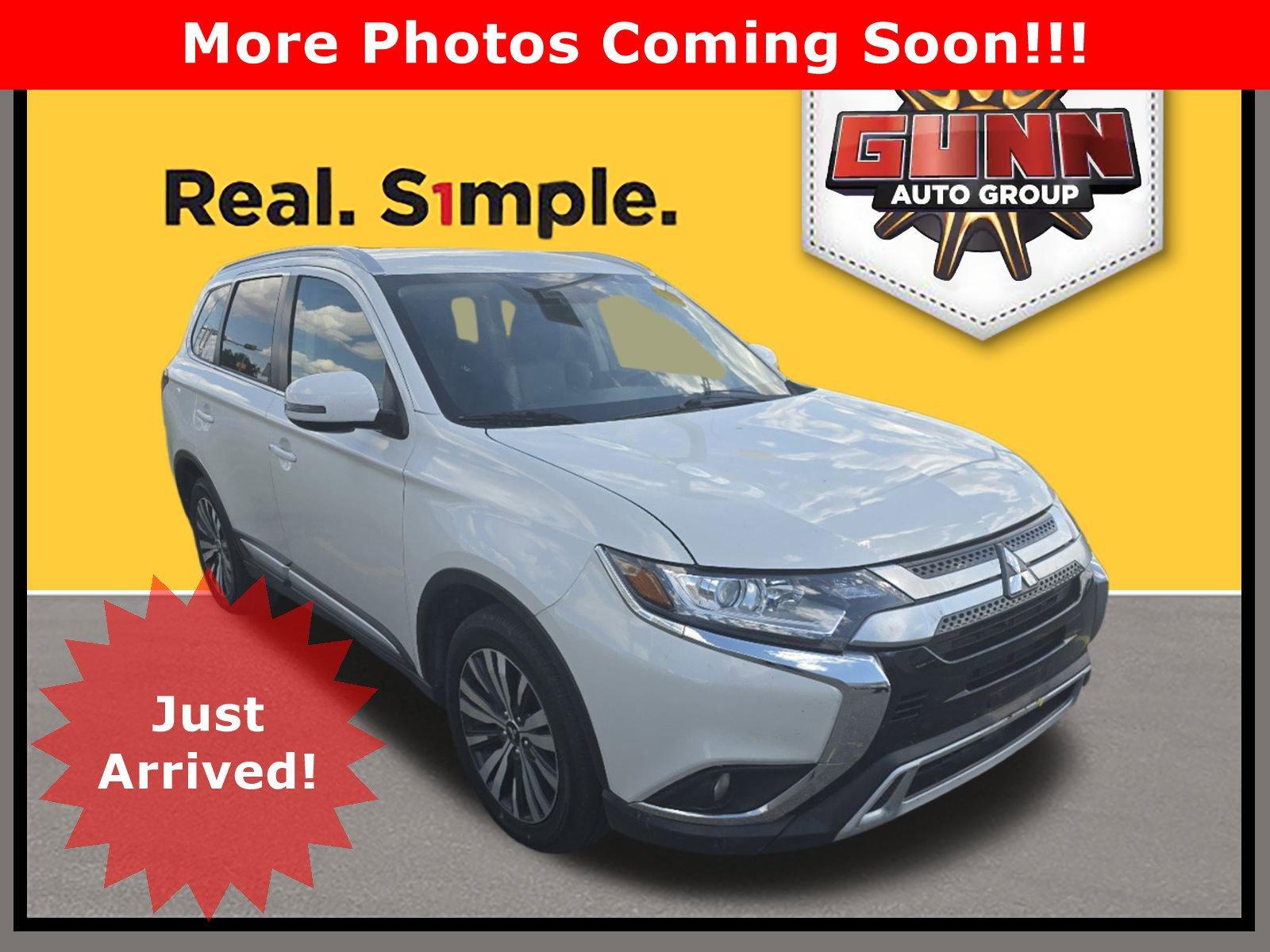 2020 Mitsubishi Outlander Vehicle Photo in Seguin, TX 78155