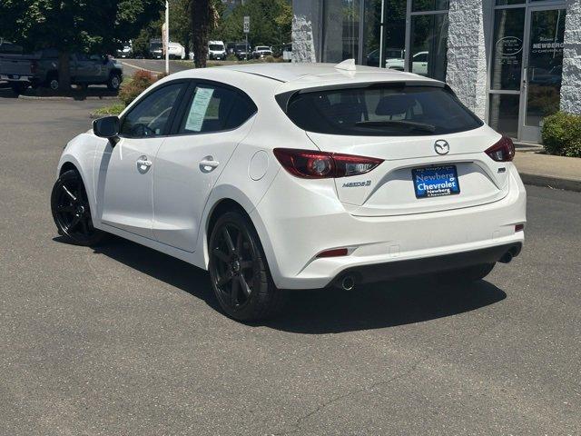 2017 Mazda Mazda3 5-Door Vehicle Photo in NEWBERG, OR 97132-1927