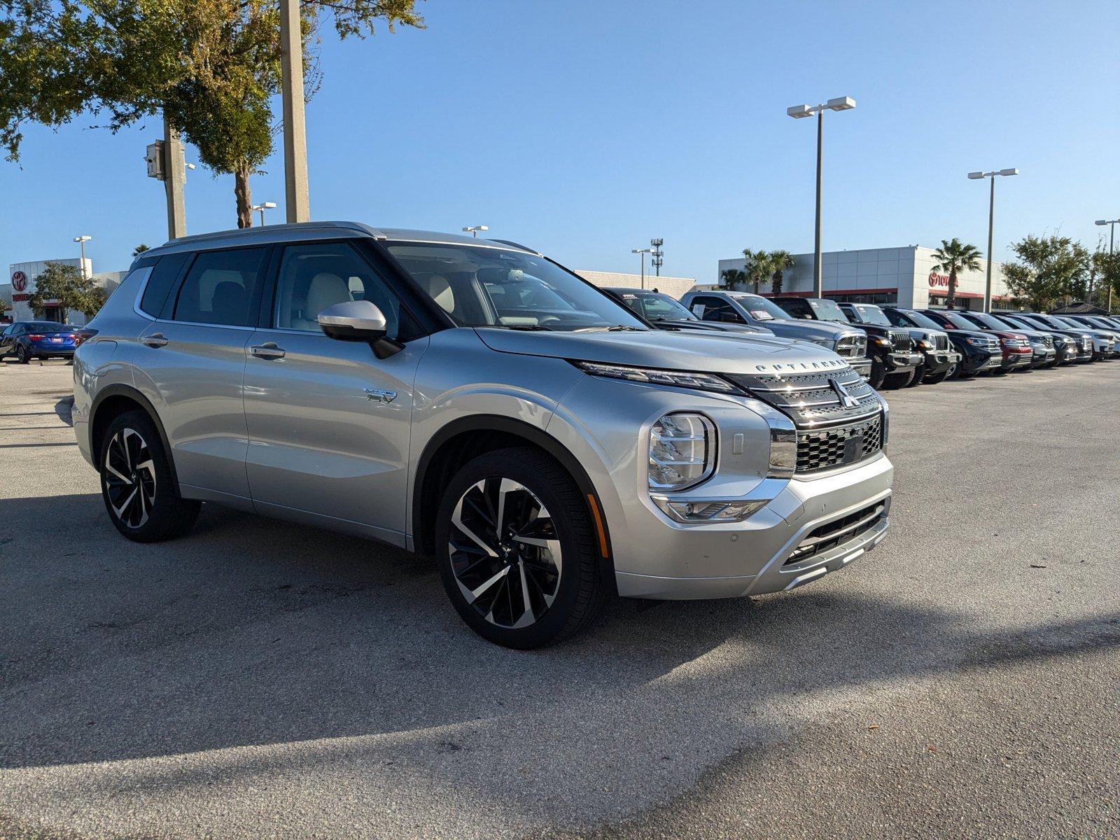 2023 Mitsubishi Outlander PHEV Vehicle Photo in Winter Park, FL 32792