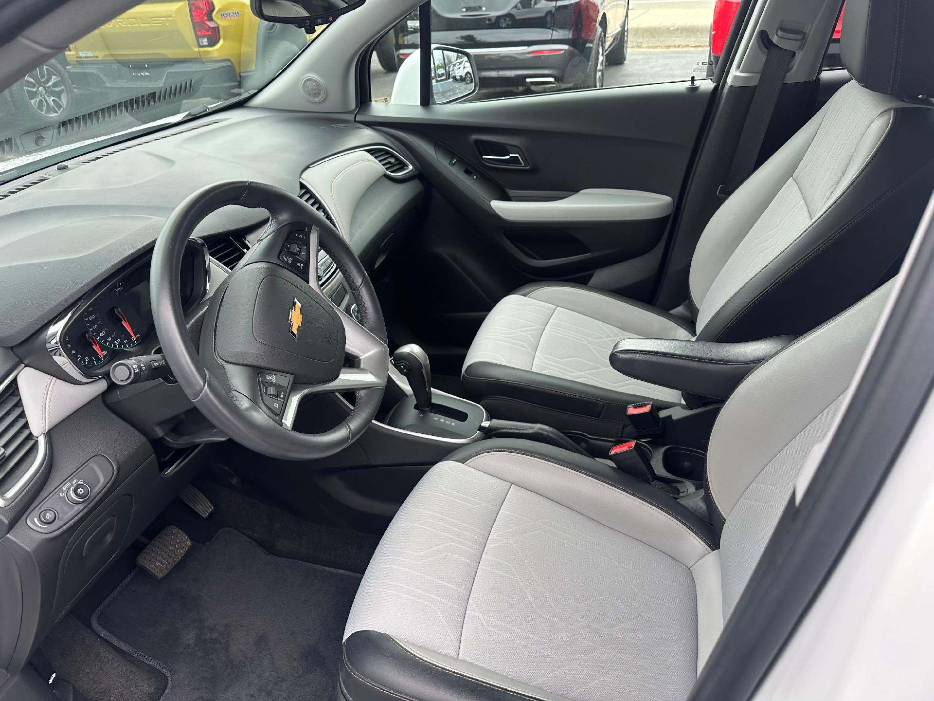 2022 Chevrolet Trax Vehicle Photo in CLARE, MI 48617-9414