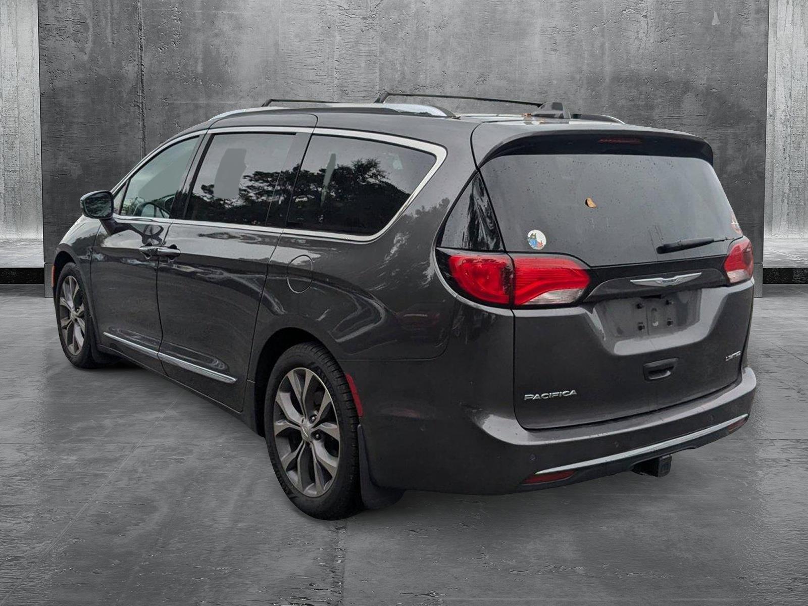 2019 Chrysler Pacifica Vehicle Photo in Panama City, FL 32401