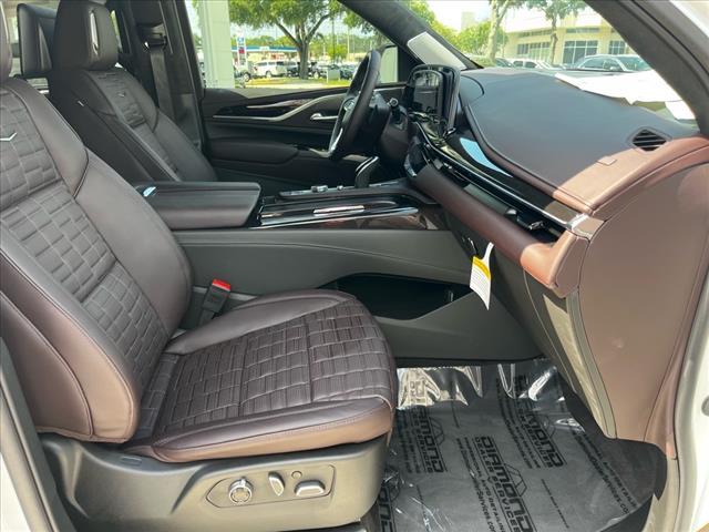 2024 Cadillac Escalade Vehicle Photo in TAMPA, FL 33612-3404