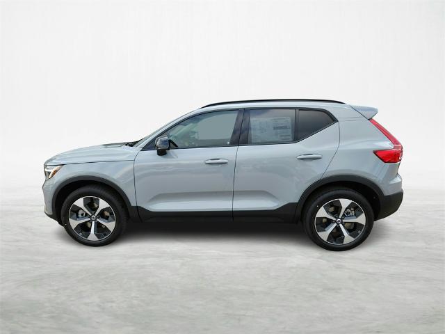 2024 Volvo XC40 Vehicle Photo in Houston, TX 77007