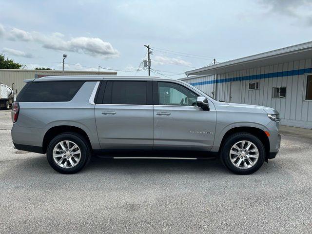 2023 Chevrolet Suburban Vehicle Photo in TUPELO, MS 38801-6508