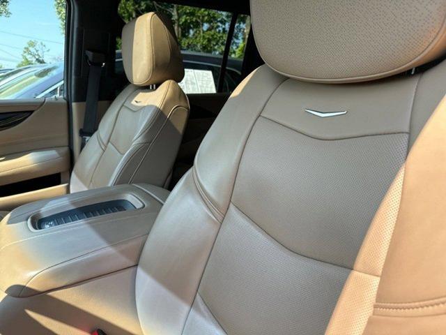 2019 Cadillac Escalade ESV Vehicle Photo in TREVOSE, PA 19053-4984