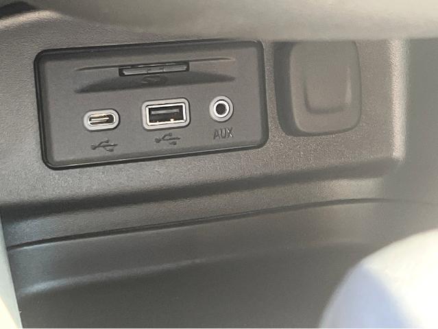 2024 Chevrolet Equinox Vehicle Photo in BEAUFORT, SC 29906-4218