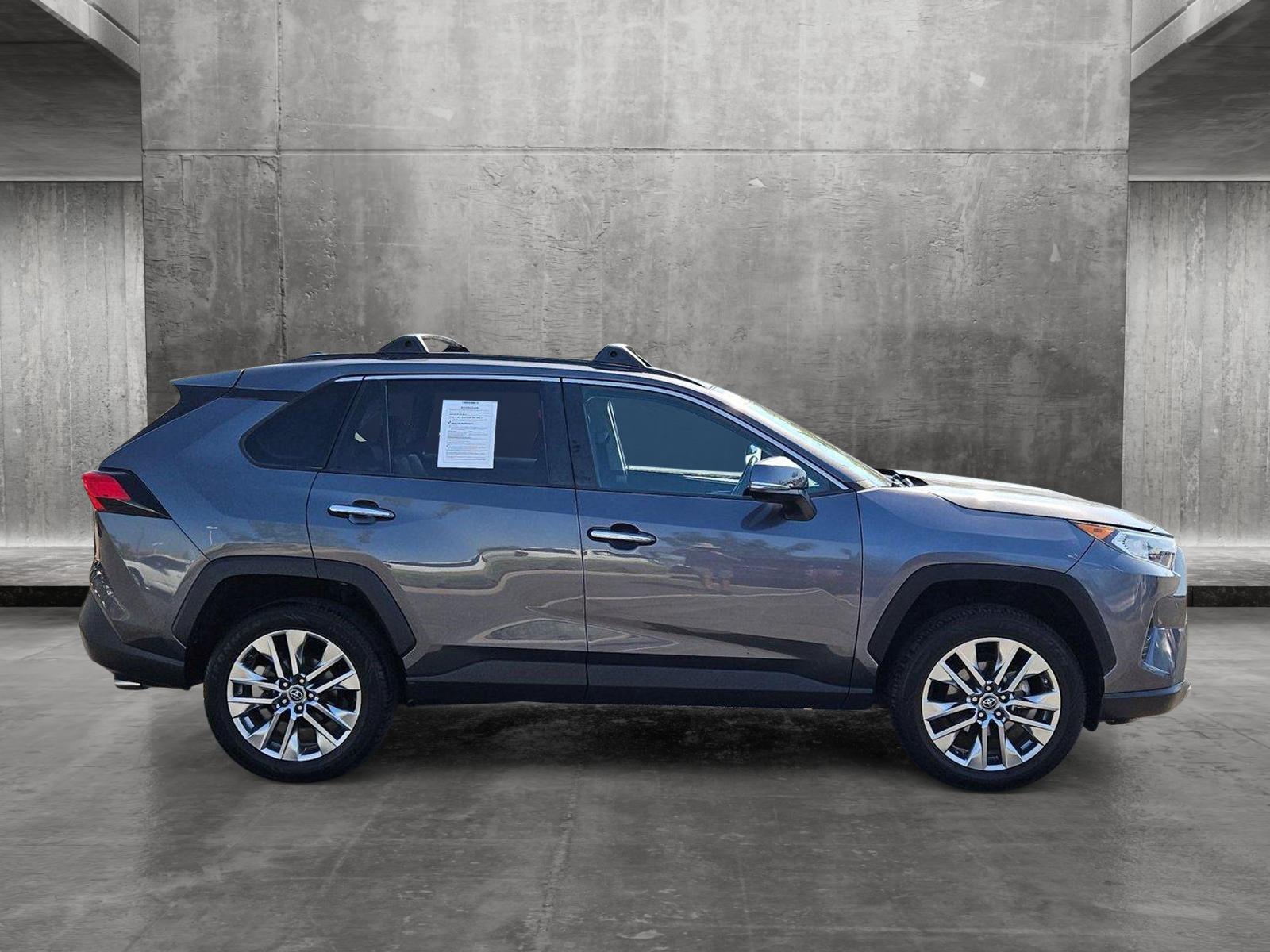 2019 Toyota RAV4 Vehicle Photo in GILBERT, AZ 85297-0446