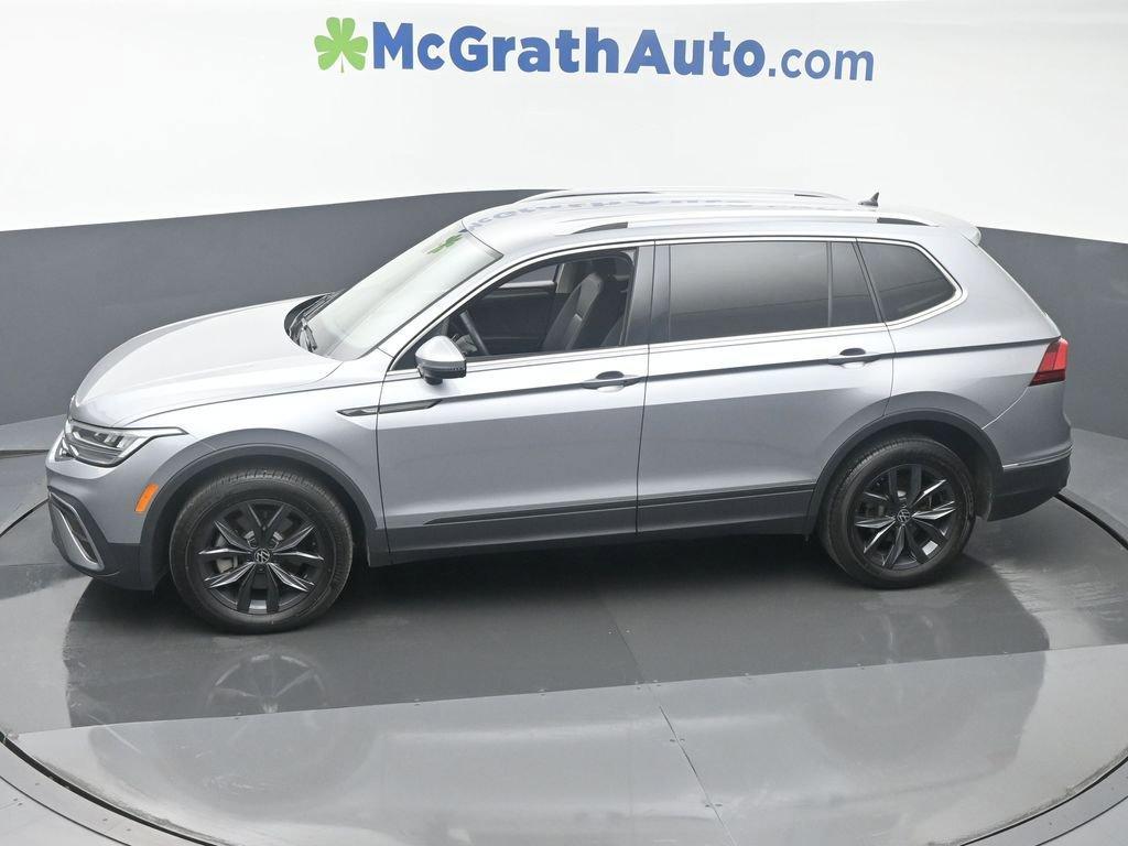 2024 Volkswagen Tiguan Vehicle Photo in Marion, IA 52302