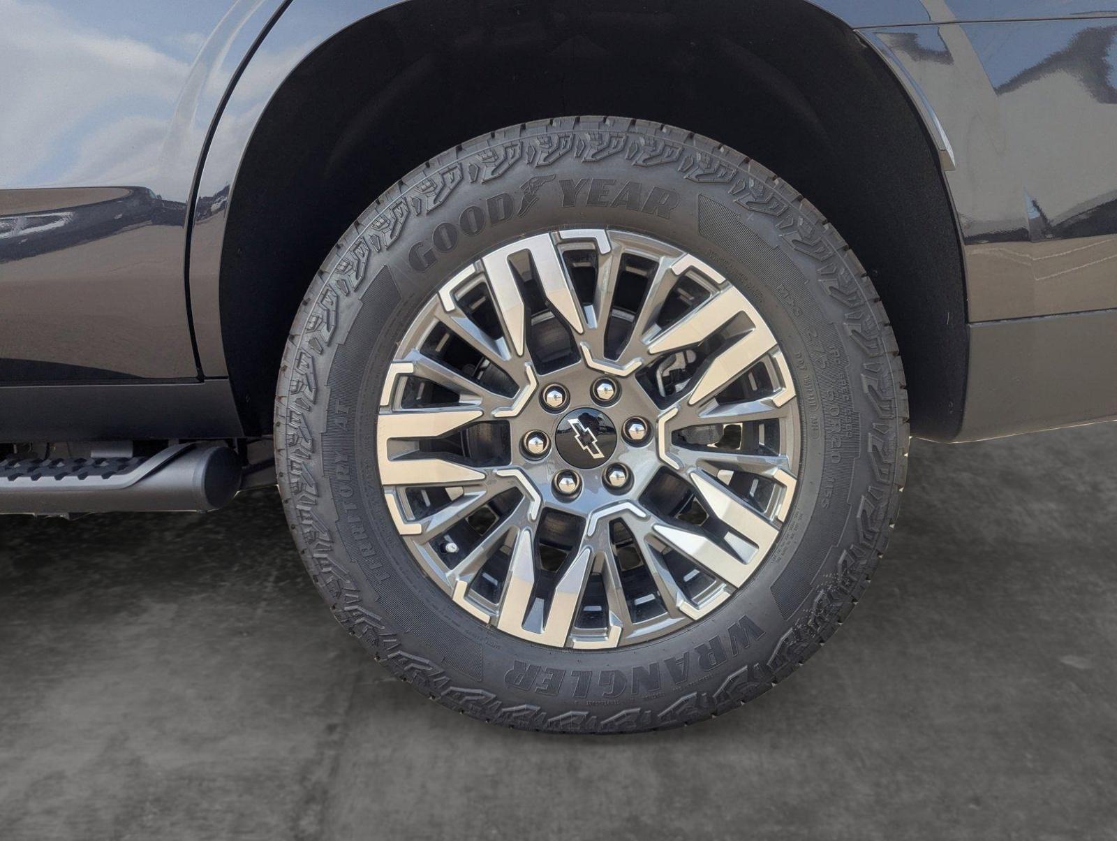 2025 Chevrolet Tahoe Vehicle Photo in CORPUS CHRISTI, TX 78412-4902