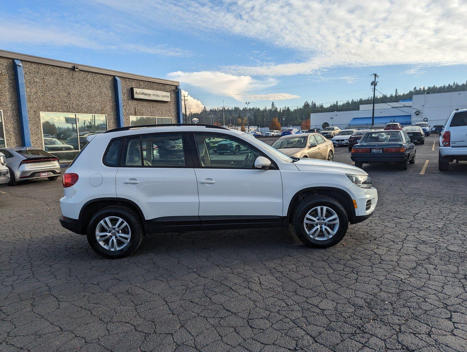 2017 Volkswagen Tiguan Limited Vehicle Photo in Spokane Valley, WA 99206