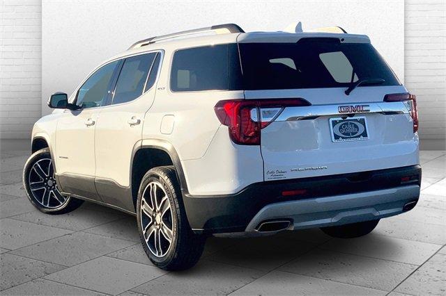 2023 GMC Acadia Vehicle Photo in TOPEKA, KS 66609-0000