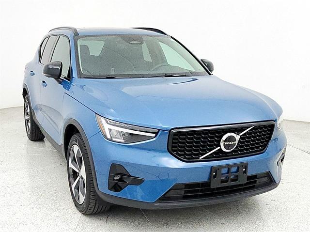 2024 Volvo XC40 Vehicle Photo in Grapevine, TX 76051