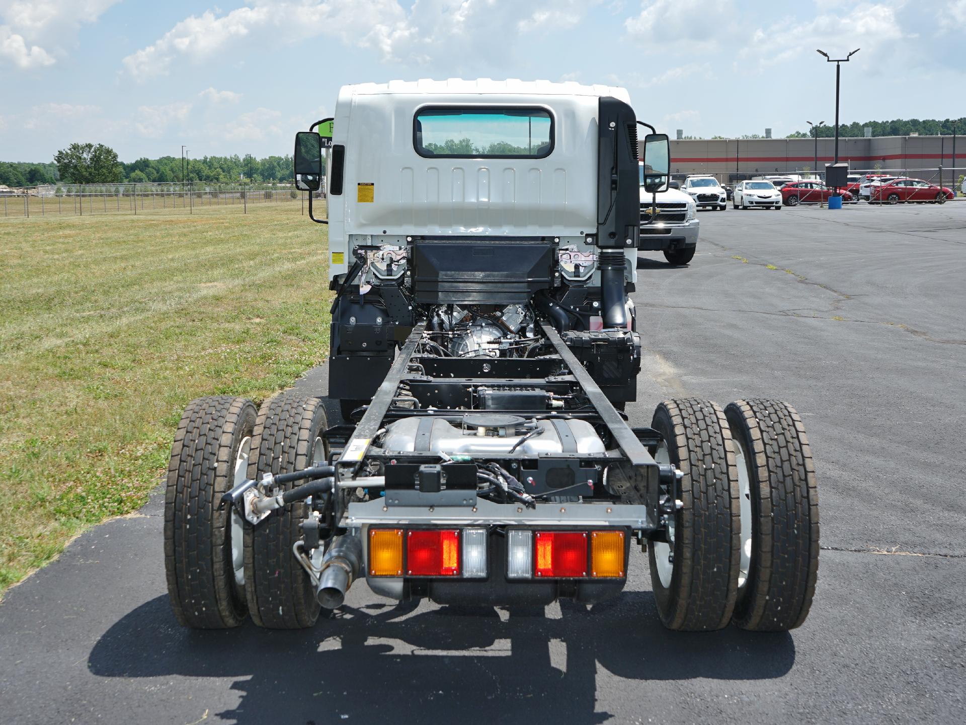 2025 Chevrolet Low Cab Forward 4500 Vehicle Photo in SMYRNA, DE 19977-2874