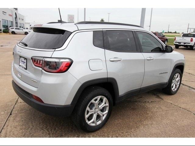 2024 Jeep Compass Vehicle Photo in ROSENBERG, TX 77471