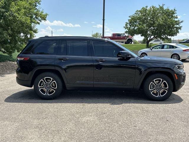 2022 Jeep Grand Cherokee 4xe Vehicle Photo in GREELEY, CO 80634-4125