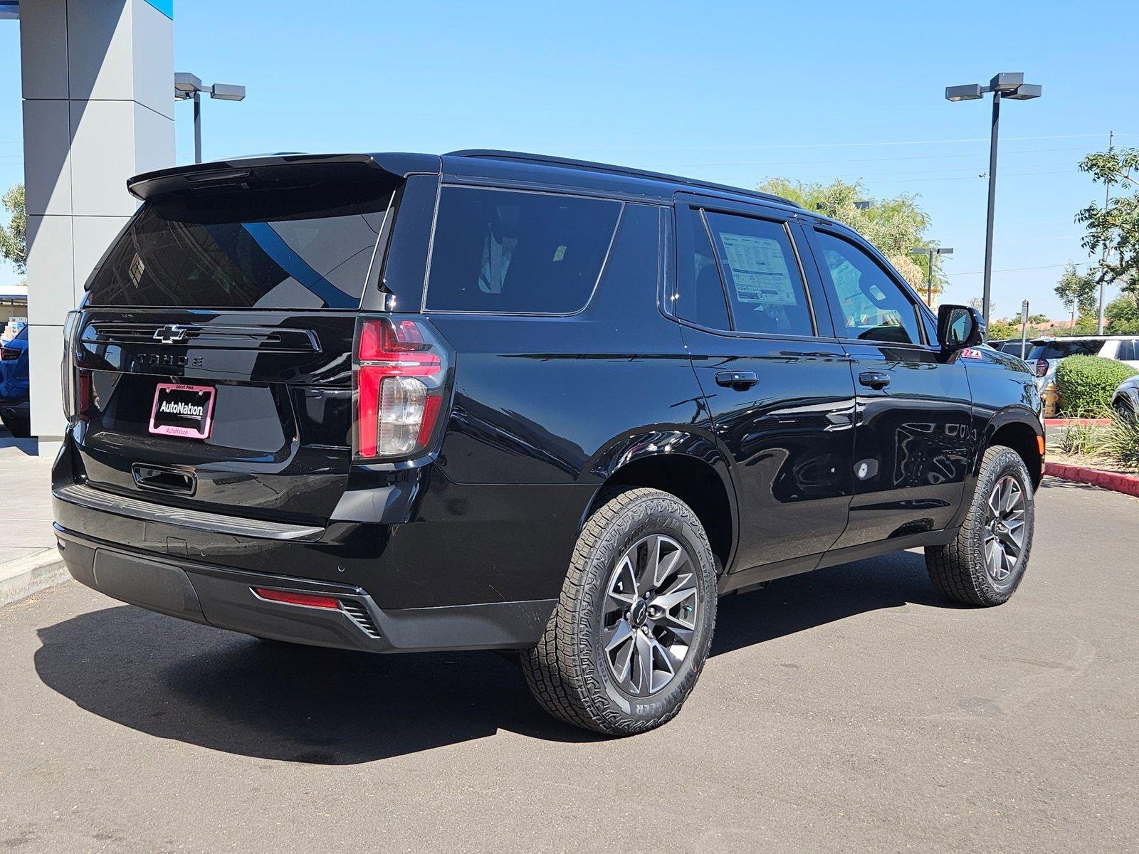 2024 Chevrolet Tahoe Vehicle Photo in PEORIA, AZ 85382-3715