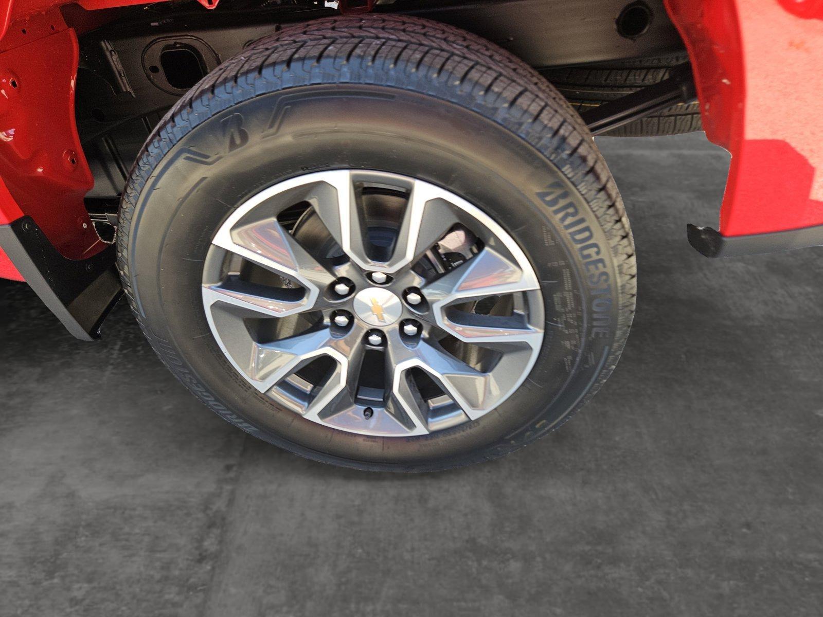 2025 Chevrolet Silverado 1500 Vehicle Photo in NORTH RICHLAND HILLS, TX 76180-7199