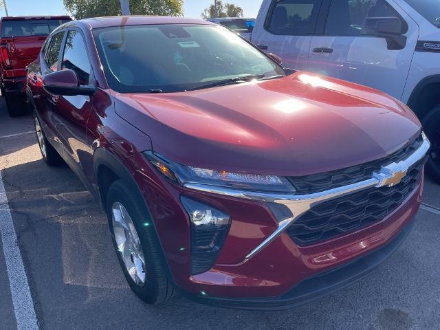 2024 Chevrolet Trax Vehicle Photo in GOODYEAR, AZ 85338-1310