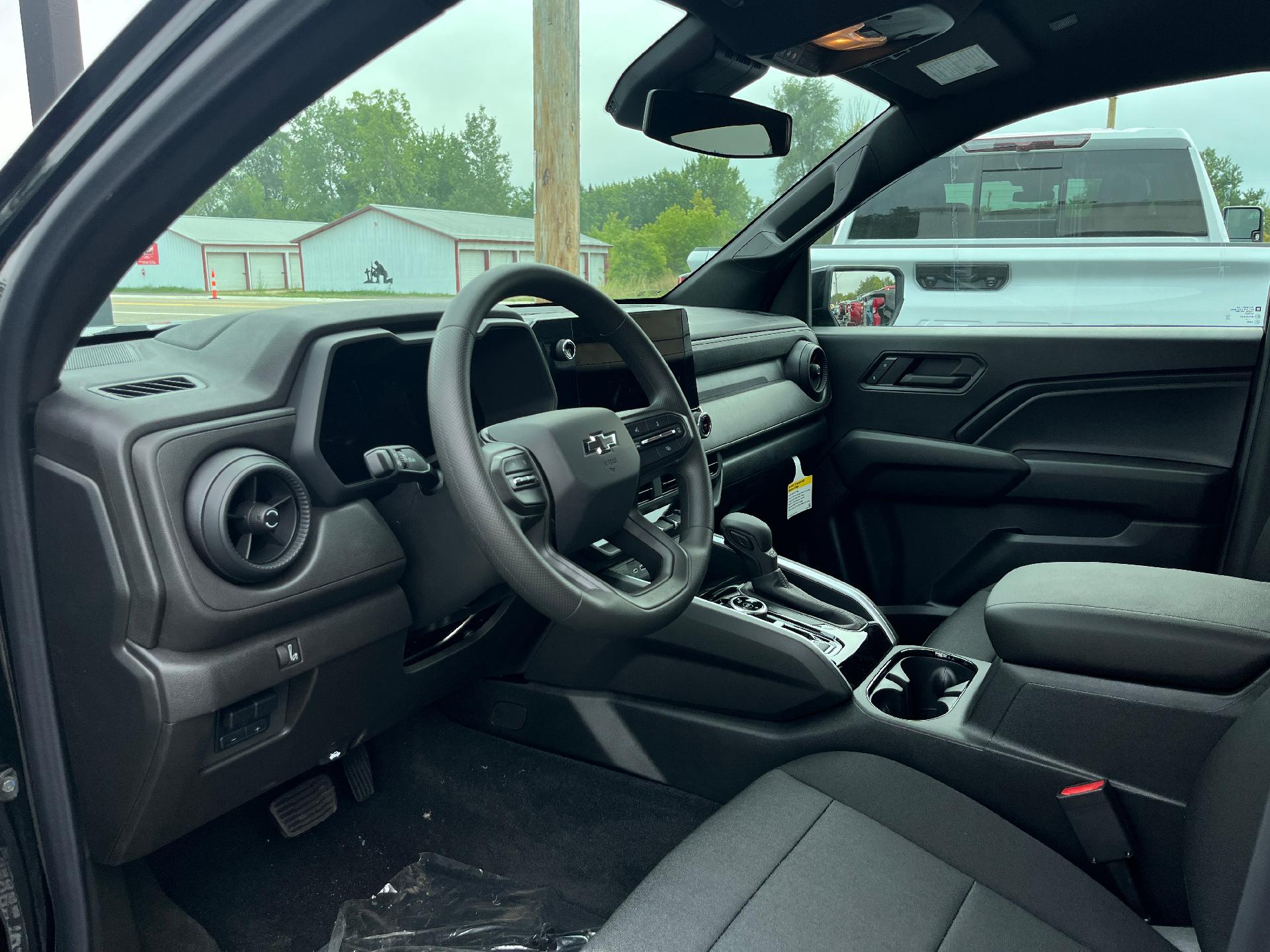 2024 Chevrolet Colorado Vehicle Photo in CLARE, MI 48617-9414