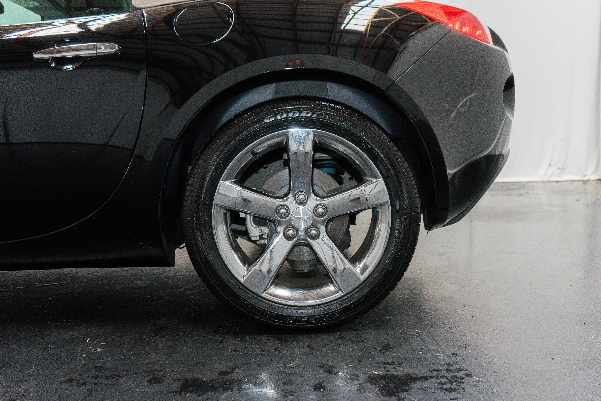 2007 Pontiac Solstice Vehicle Photo in SMYRNA, DE 19977-2874