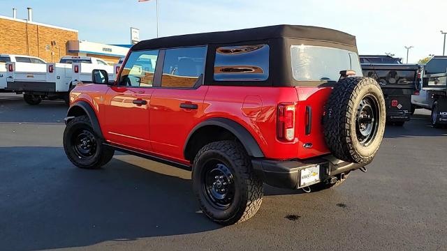 2023 Ford Bronco Vehicle Photo in JOLIET, IL 60435-8135