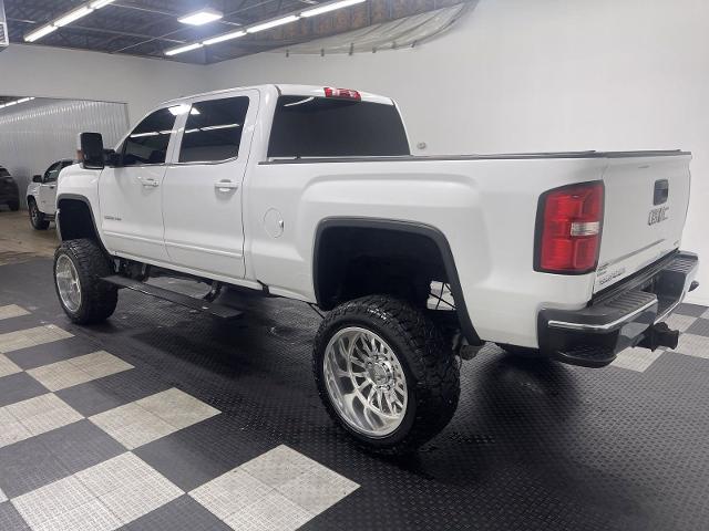 Used 2016 GMC Sierra 2500HD SLE with VIN 1GT12SEG3GF289575 for sale in Seymour, IN