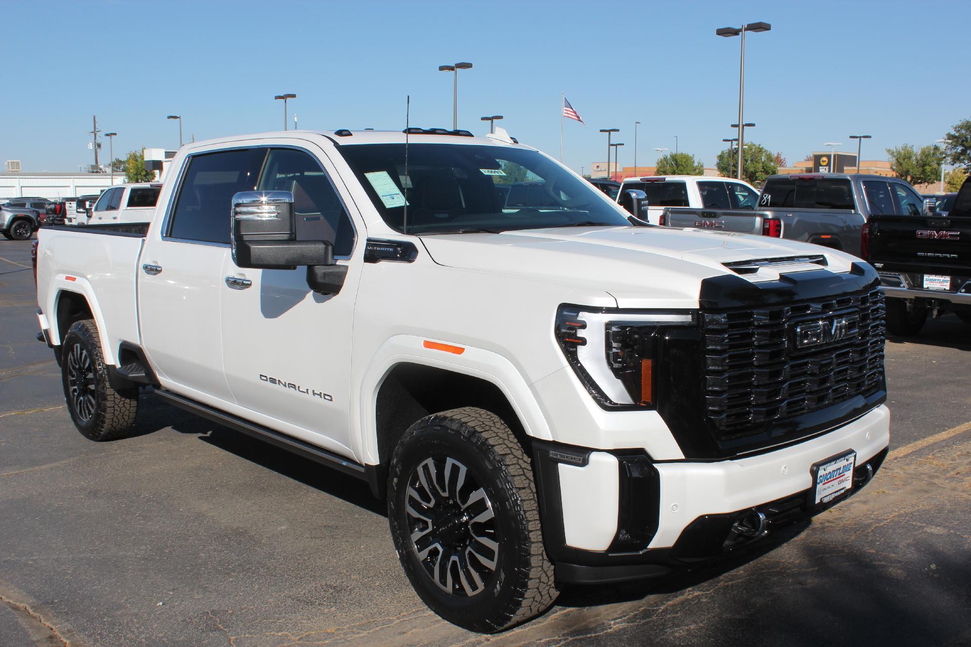 2025 GMC Sierra 2500 HD Vehicle Photo in AURORA, CO 80012-4011