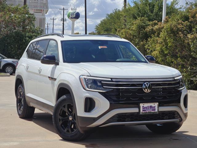 2024 Volkswagen Atlas Vehicle Photo in WEATHERFORD, TX 76087