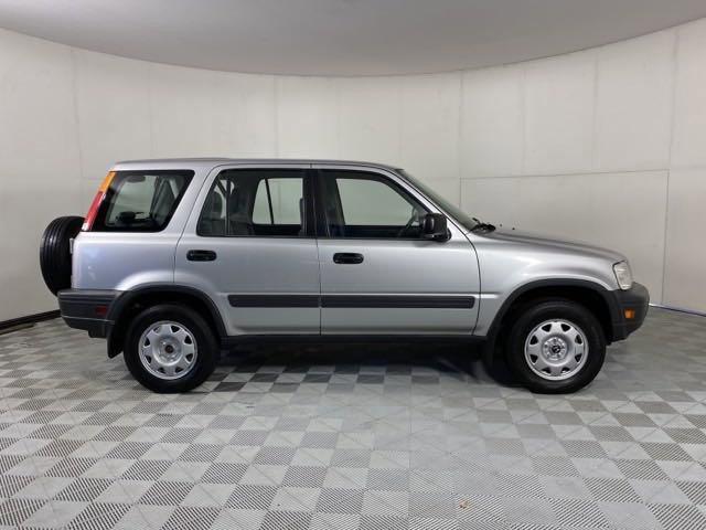 1998 Honda CR-V Vehicle Photo in MEDINA, OH 44256-9001