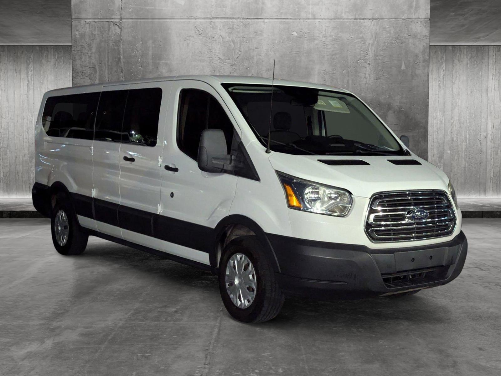 2017 Ford Transit Wagon Vehicle Photo in PEMBROKE PINES, FL 33024-6534