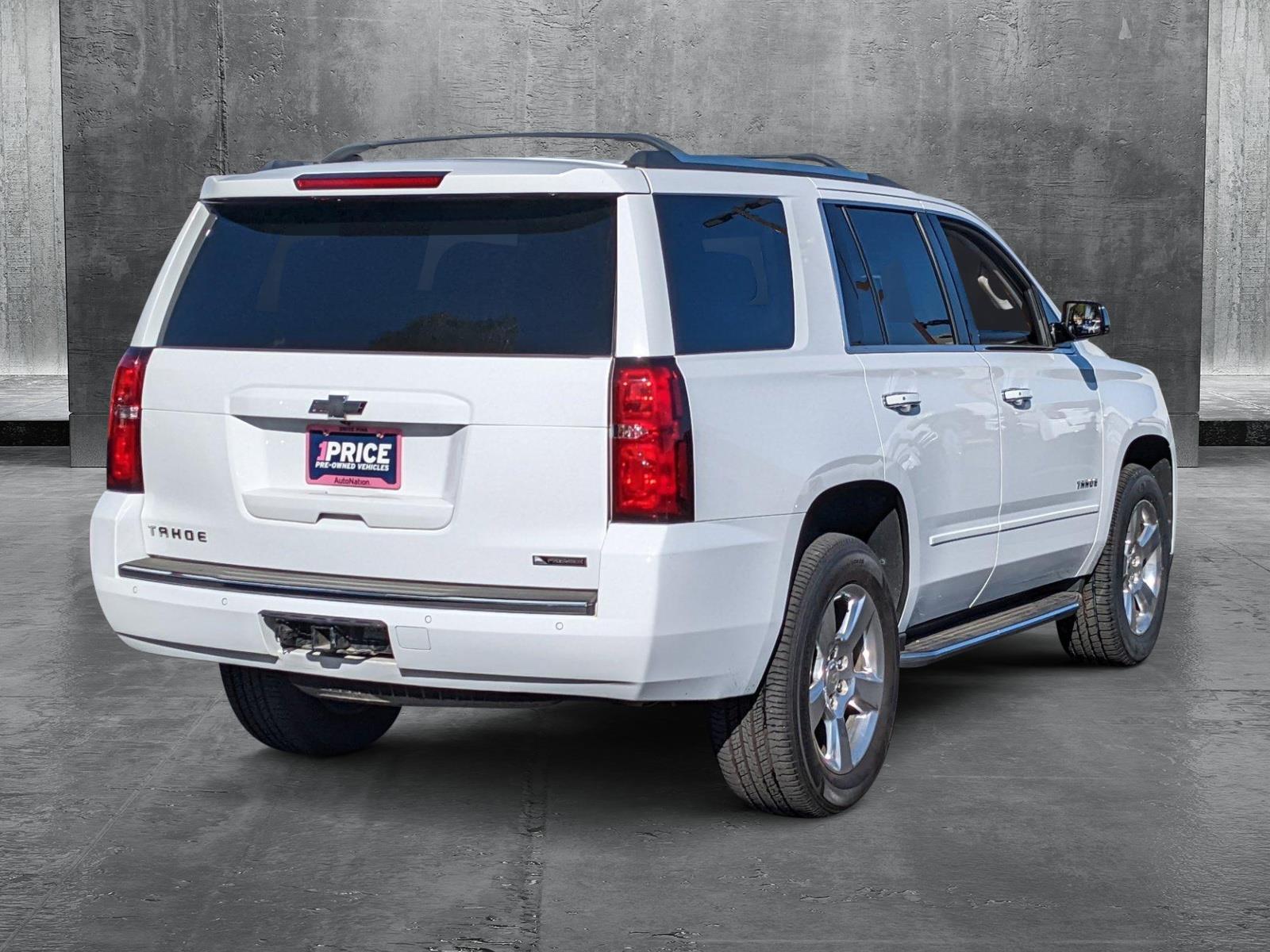 2018 Chevrolet Tahoe Vehicle Photo in VALENCIA, CA 91355-1705