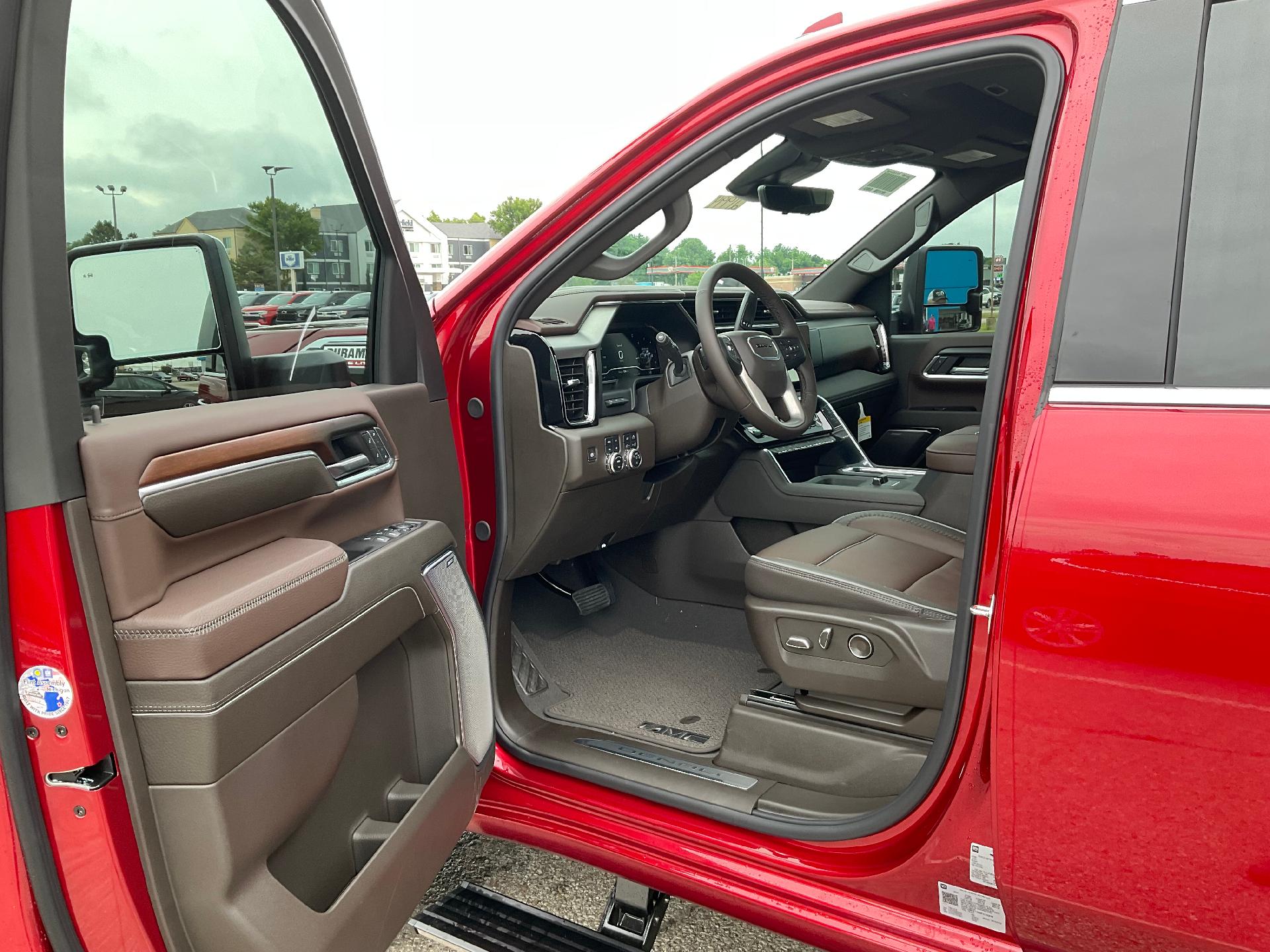 2024 GMC Sierra 2500 HD Vehicle Photo in PONCA CITY, OK 74601-1036