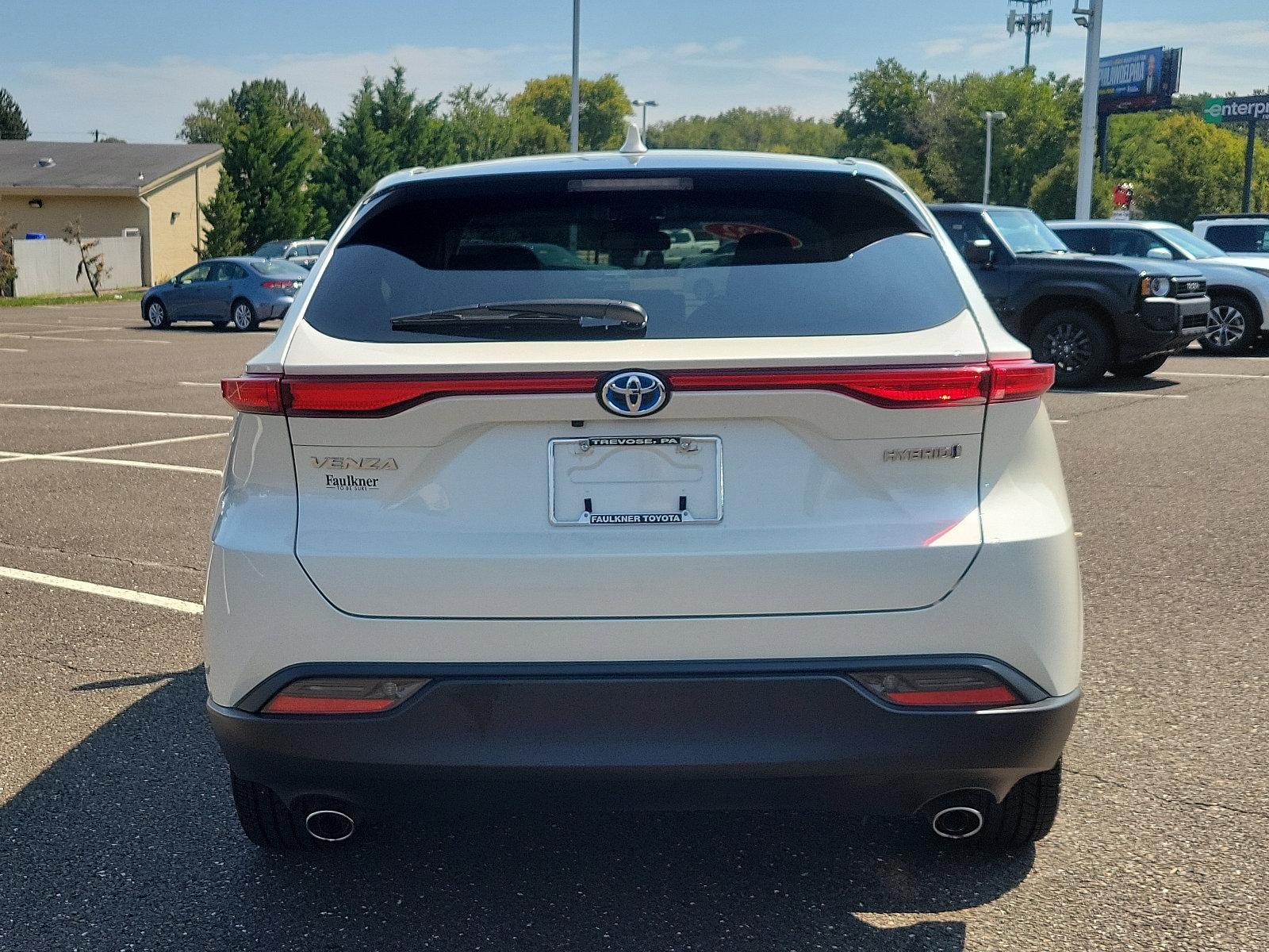 2022 Toyota Venza Vehicle Photo in Trevose, PA 19053