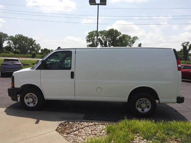 2017 Chevrolet Express Cargo Van Vehicle Photo in MANHATTAN, KS 66502-5036