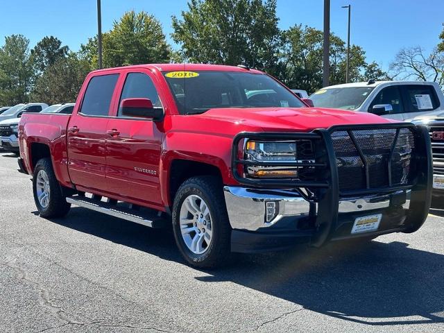 2018 Chevrolet Silverado 1500 Vehicle Photo in COLUMBIA, MO 65203-3903