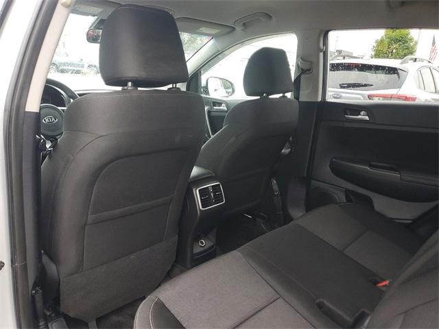 2020 Kia Sportage Vehicle Photo in GRAND BLANC, MI 48439-8139