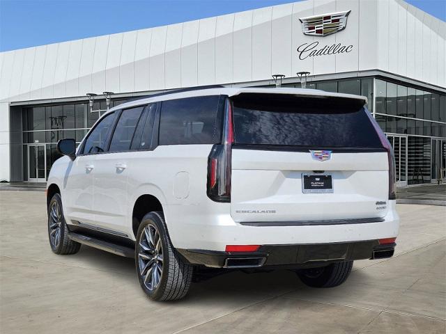 2024 Cadillac Escalade ESV Vehicle Photo in TERRELL, TX 75160-3007