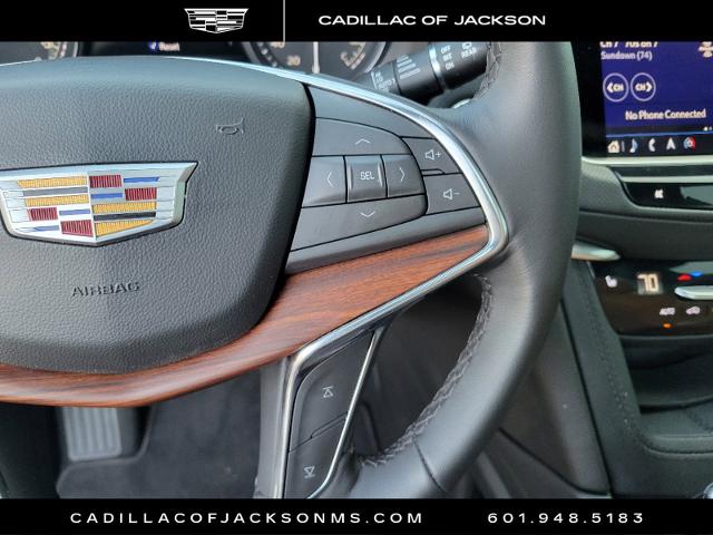 2023 Cadillac XT5 Vehicle Photo in RIDGELAND, MS 39157-4406